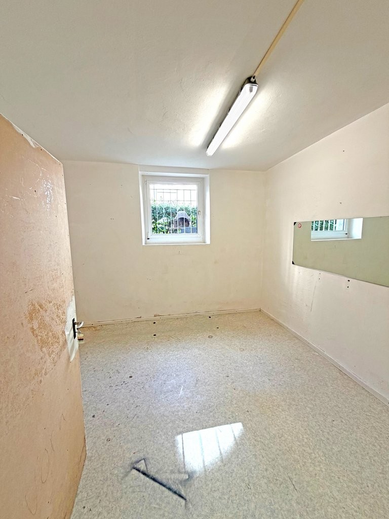 10m² storage room