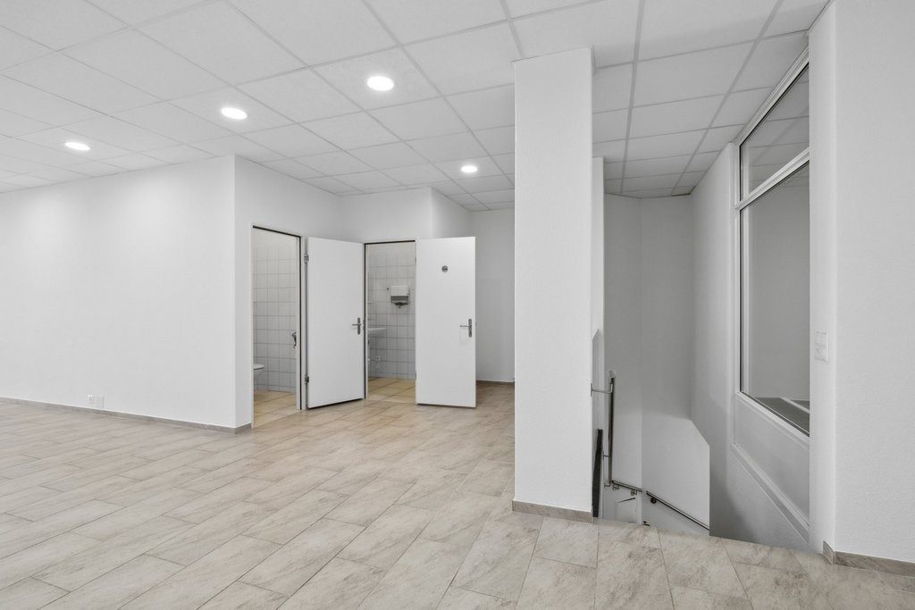 negozio di 193m²