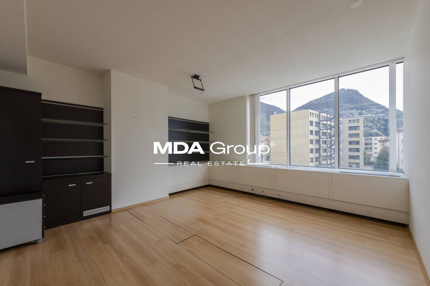 105m² office, Foto 1 von 7