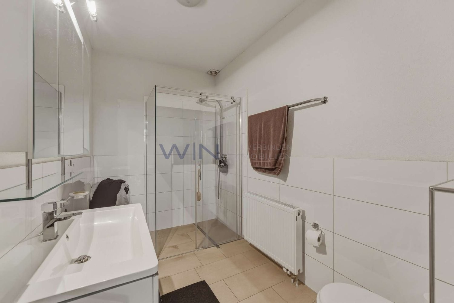 11 ½ rooms multi family house, Foto 9 von 9