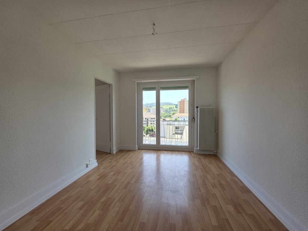 4-Zimmer-Wohnung, Foto 1 von 7