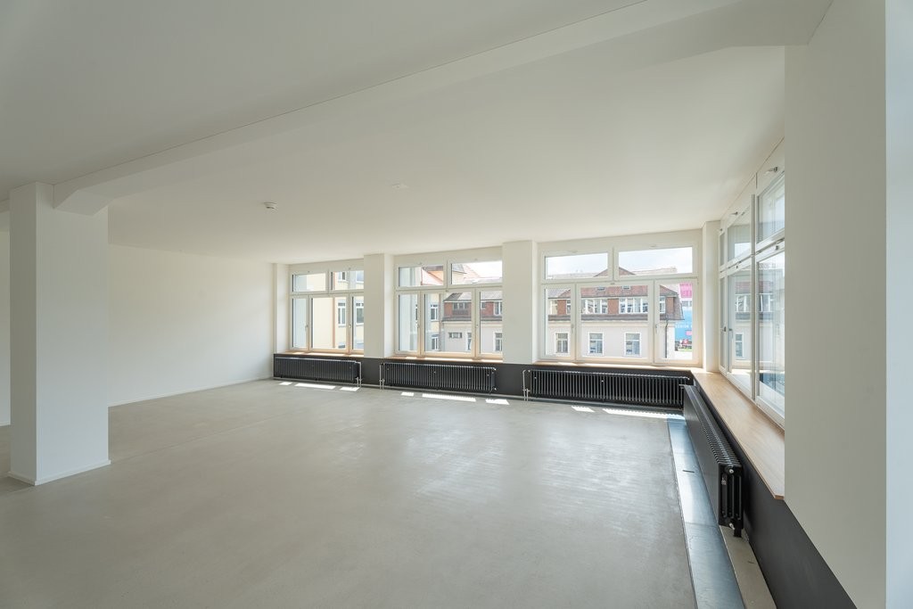 49m² office