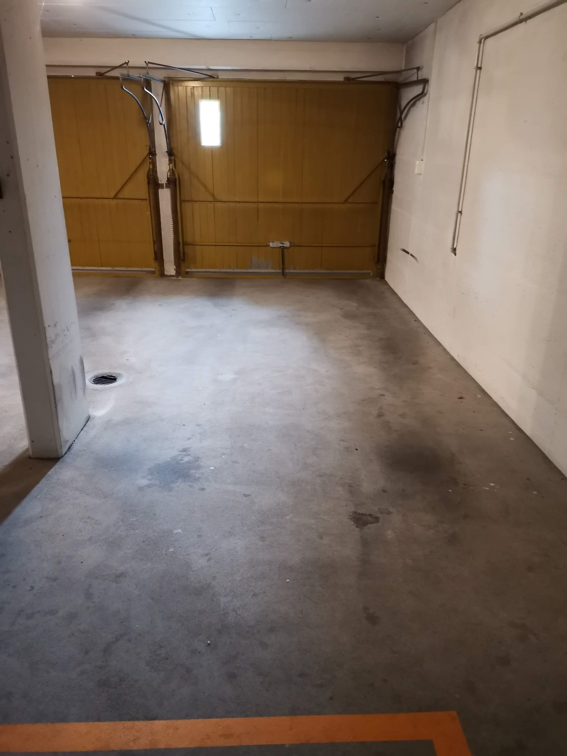 Garage, Foto 1 von 3