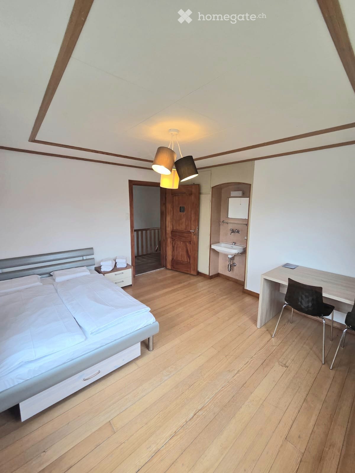 1 room single room, Foto 1 von 5