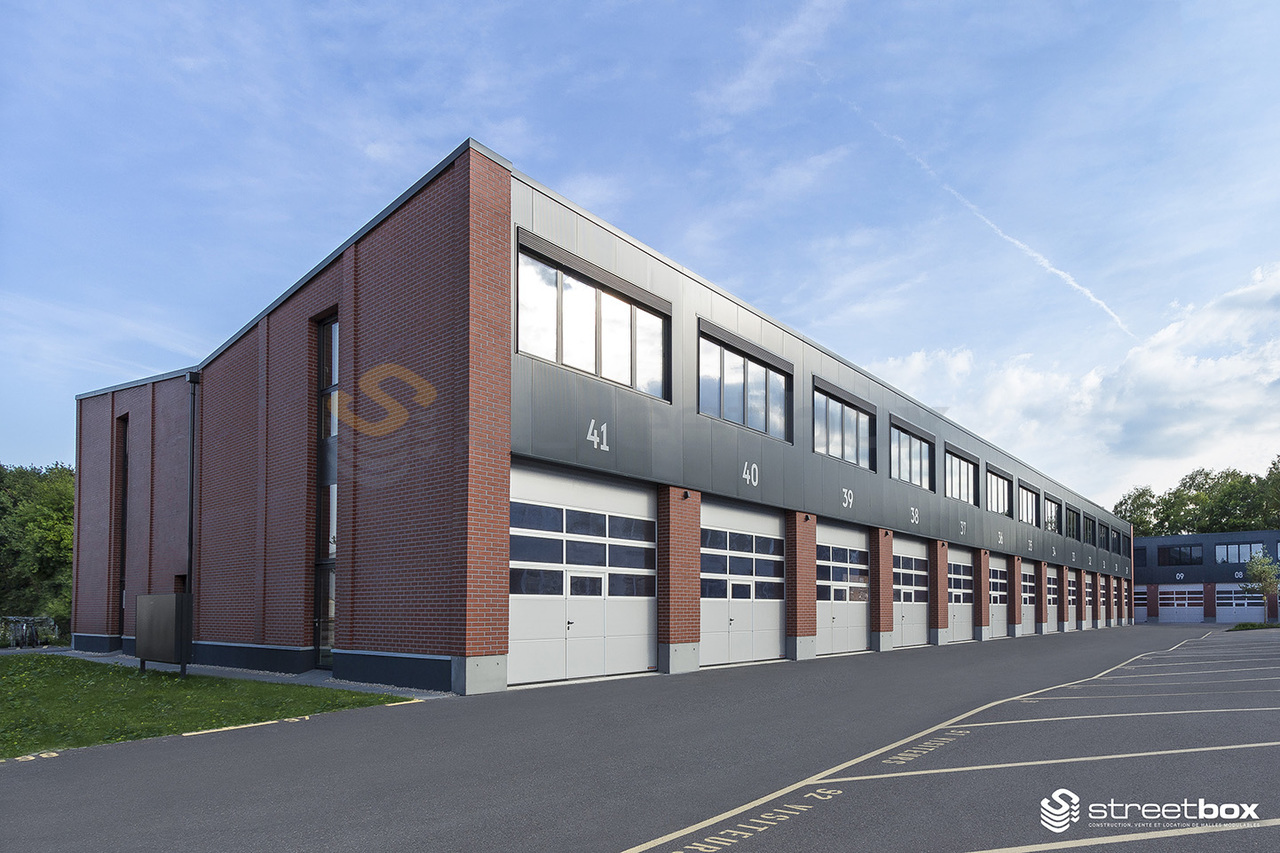 50m² Gewerbe
Box im Obergeschoss von 50m2 - 5m x 10m
Für KMU, Selbstständige und Privat, Flächen von 50 m2 auf 1 Ebene (im Obergeschoss)
Sehr gut gelegen in der Nähe von Annehmlichkeiten und Autobahn
Ampere: 16A, 30 mA dreiphasig
Halle 100% modular geliefert mit folgenden Ausstattungen:
Elektrizi, Foto 1 von 3
