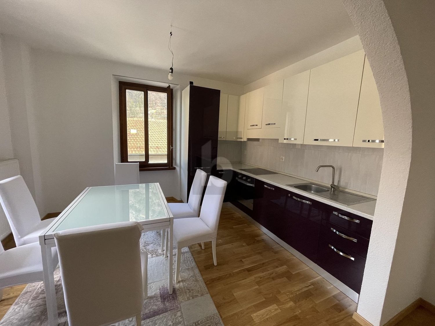 4 ½ Zimmer-Wohnung, Foto 2 von 4