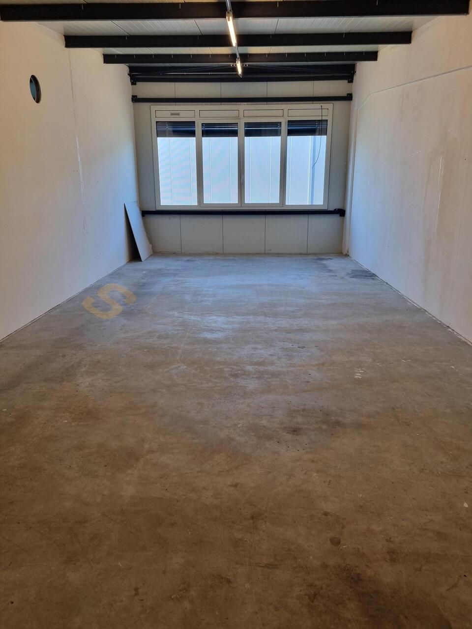 120m² Gewerbe, Foto 5 von 5