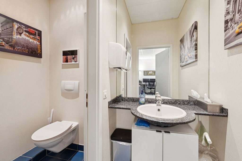 103m² Büro, Foto 6 von 10