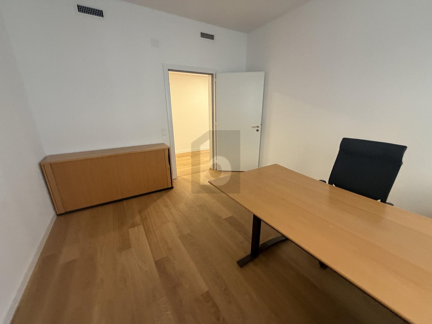 Living / commercial building