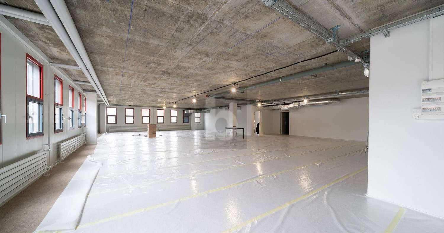 275m² office, Foto 1 von 4