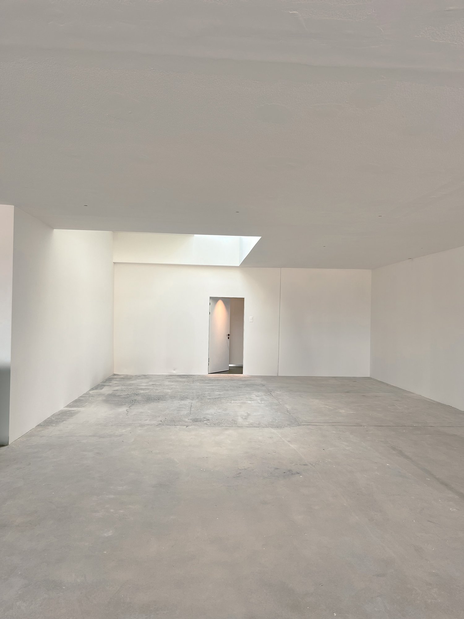 234m² office