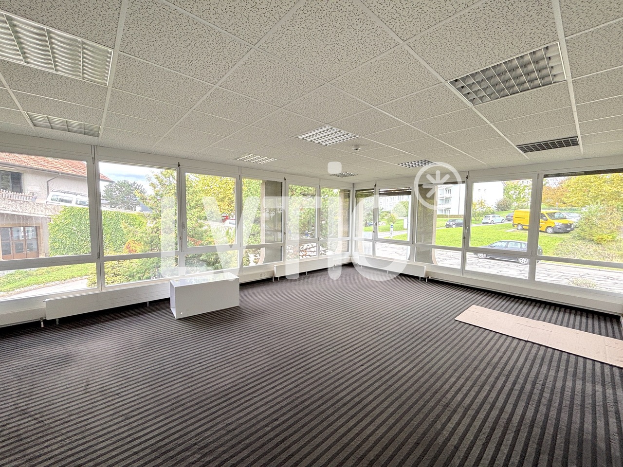 640m² shop, Foto 4 von 8