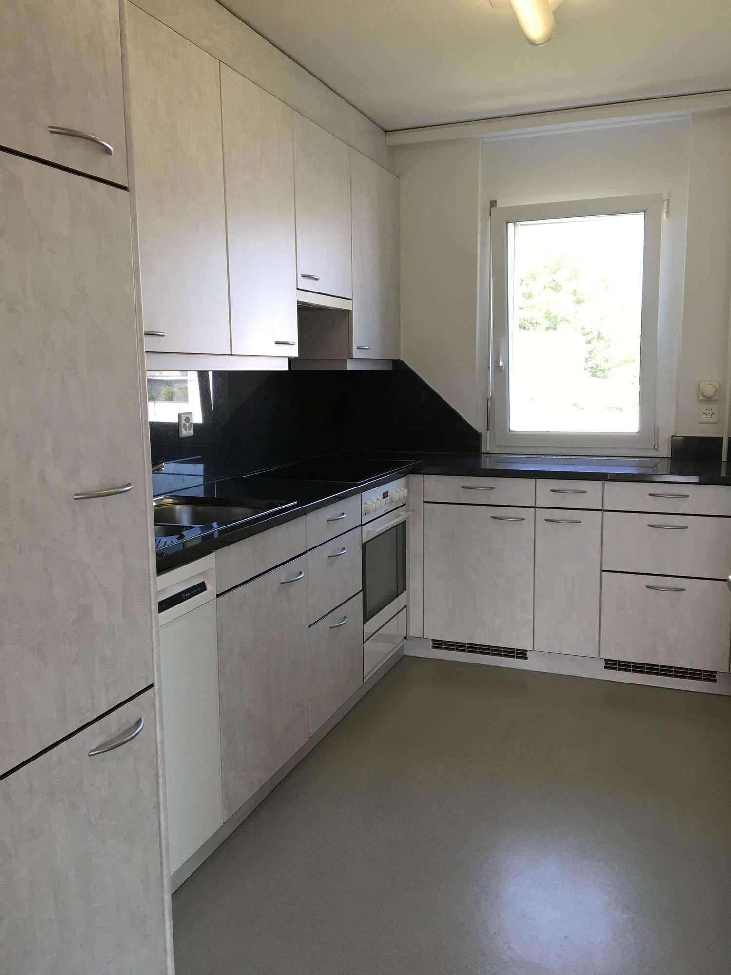 Appartamento di 4 locali, foto 6 di 8