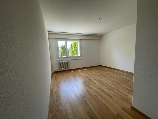 Appartamento di 4 locali, foto 3 di 8