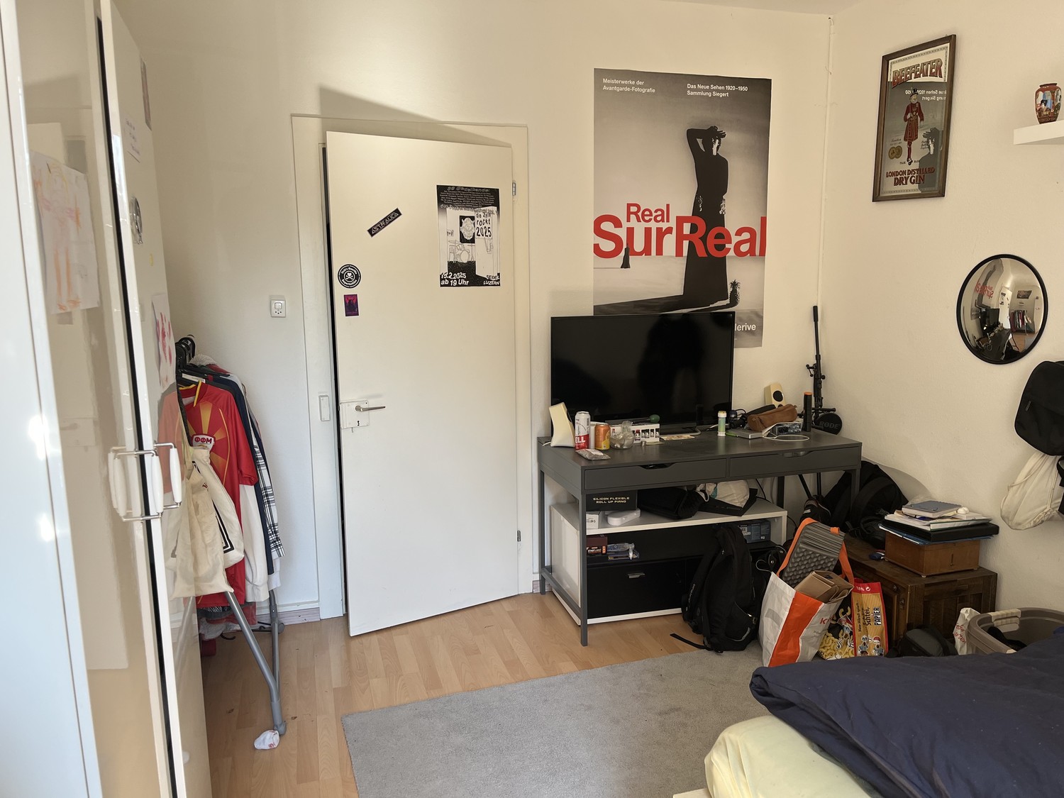 Room in a shared flat, Foto 1 von 3
