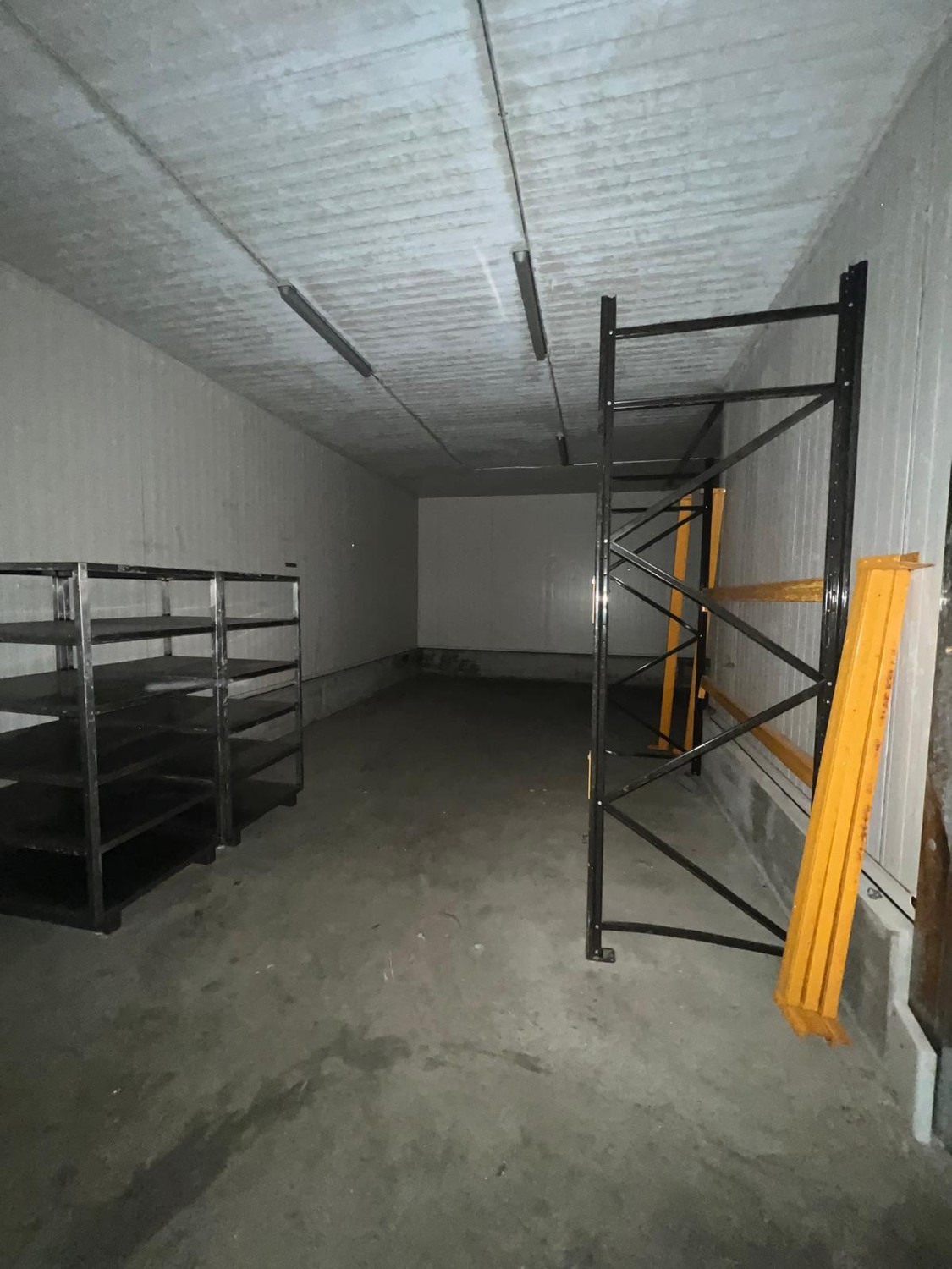 450m² commercial