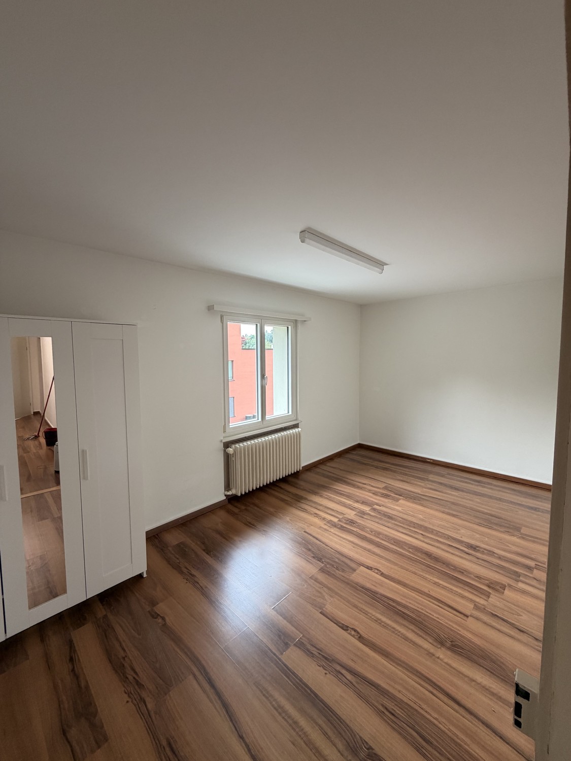 Chambre dans un appartement partagé