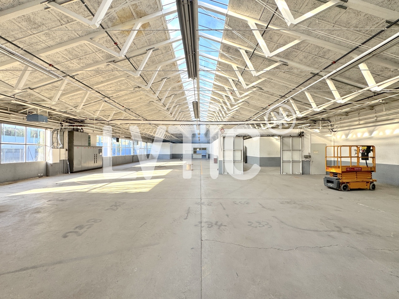 1040m² Lagerraum, Foto 2 von 7