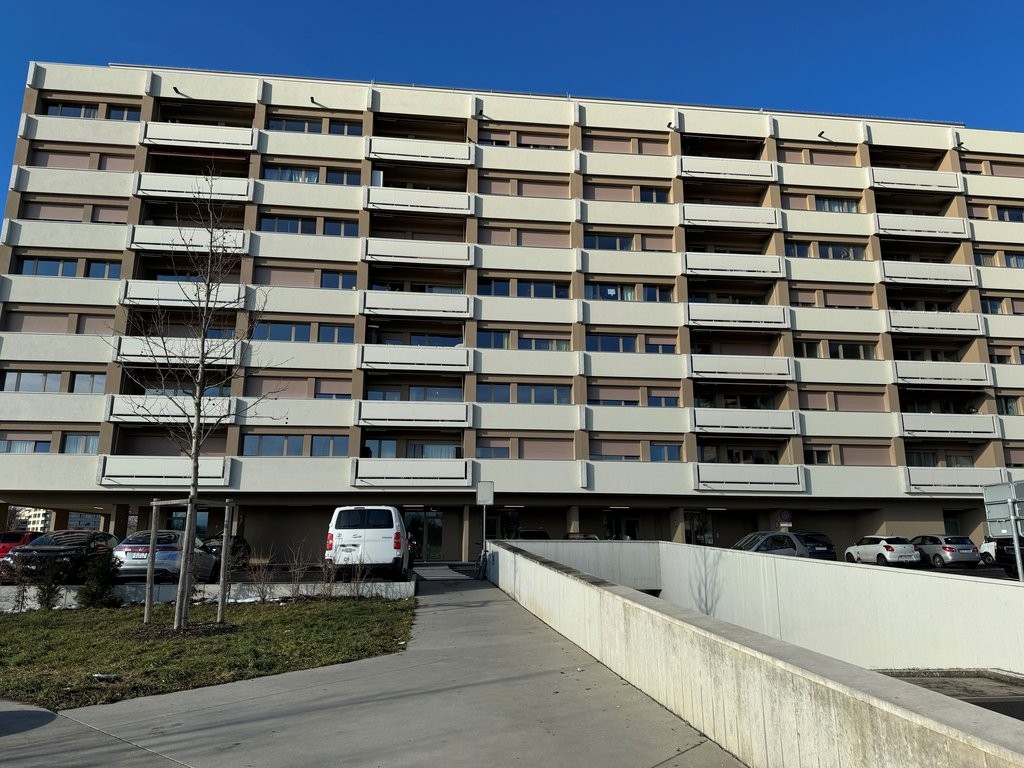 Single garage
