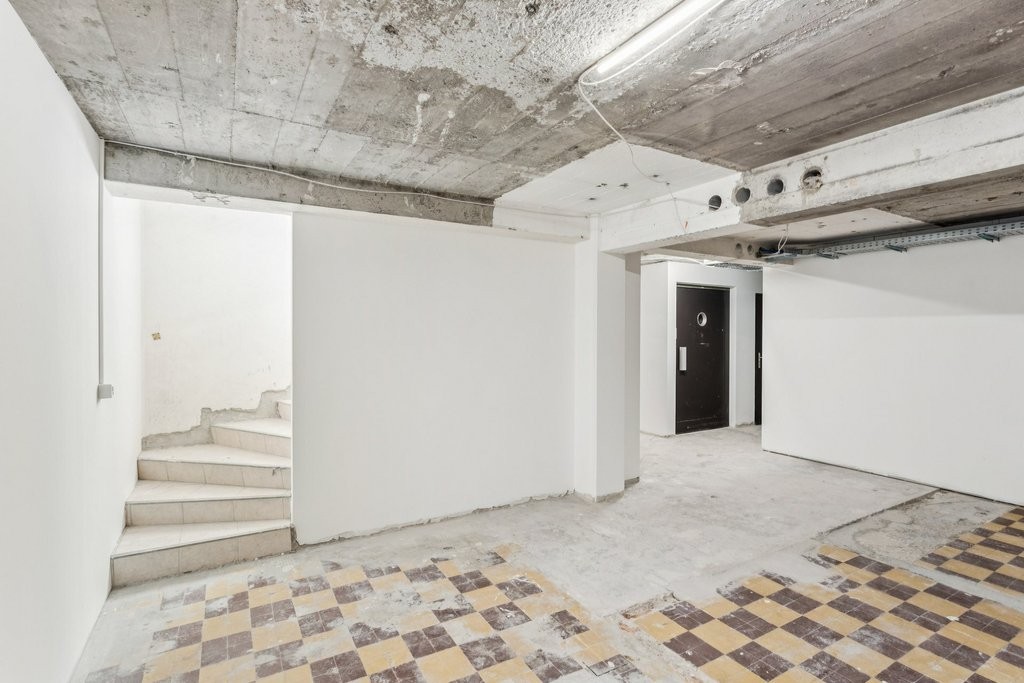 230m² negozio