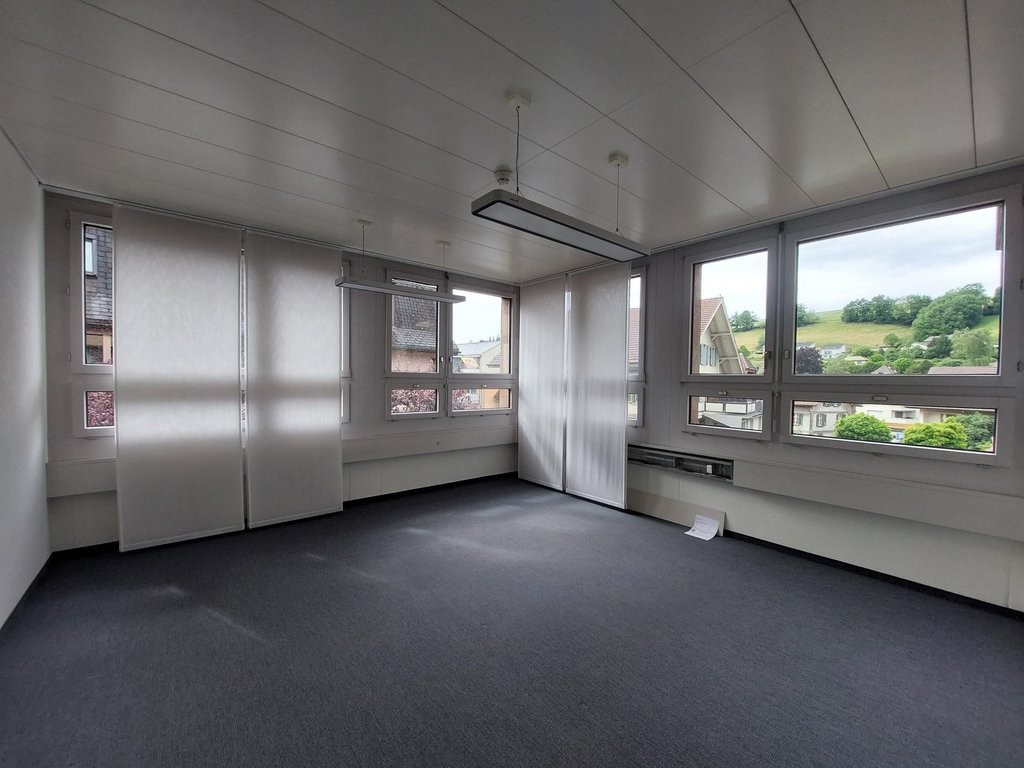 23m² office