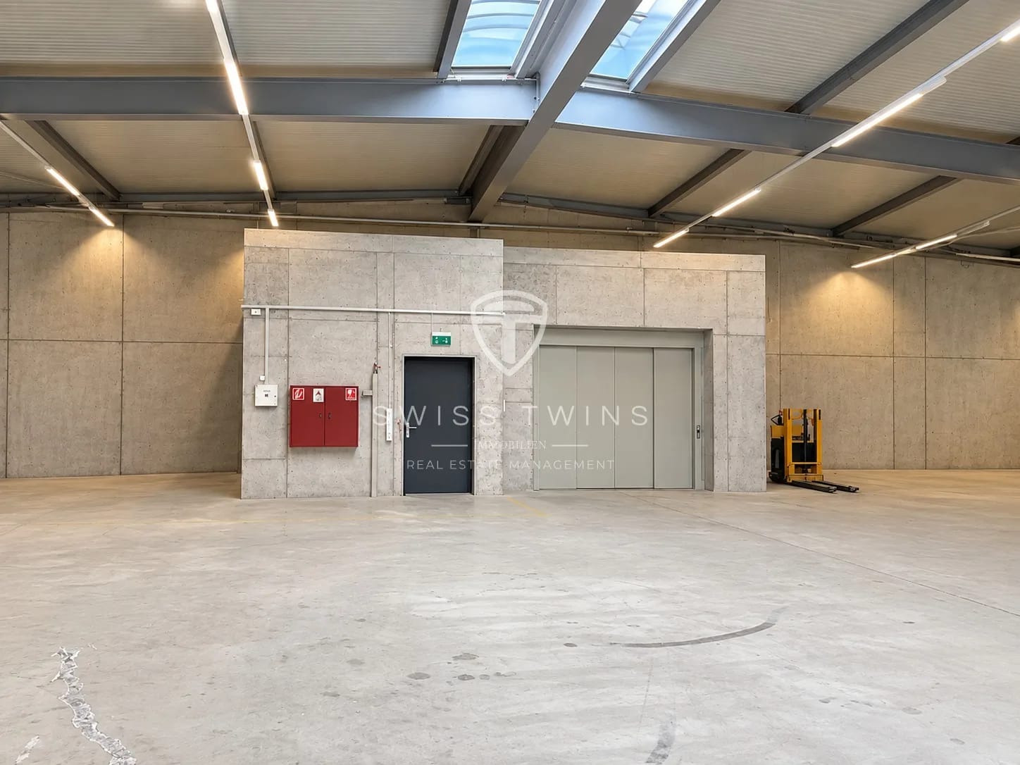 4196m² commerciale