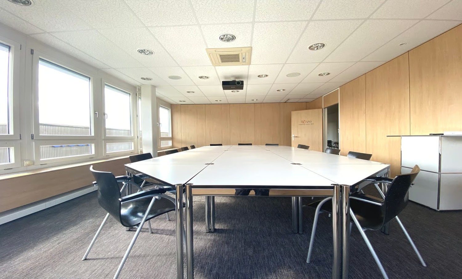 Office, Foto 4 von 5