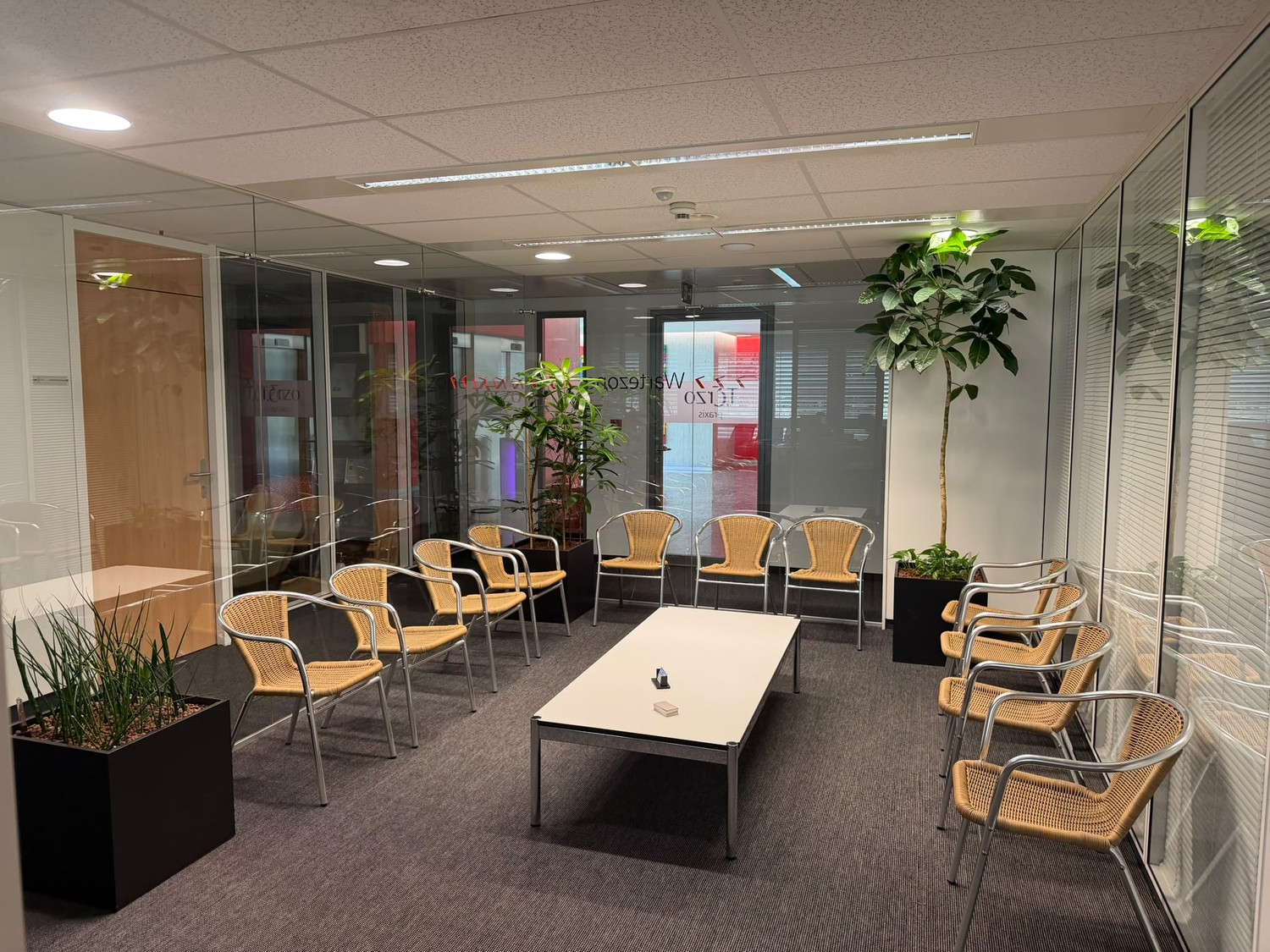 Office, Foto 1 von 5