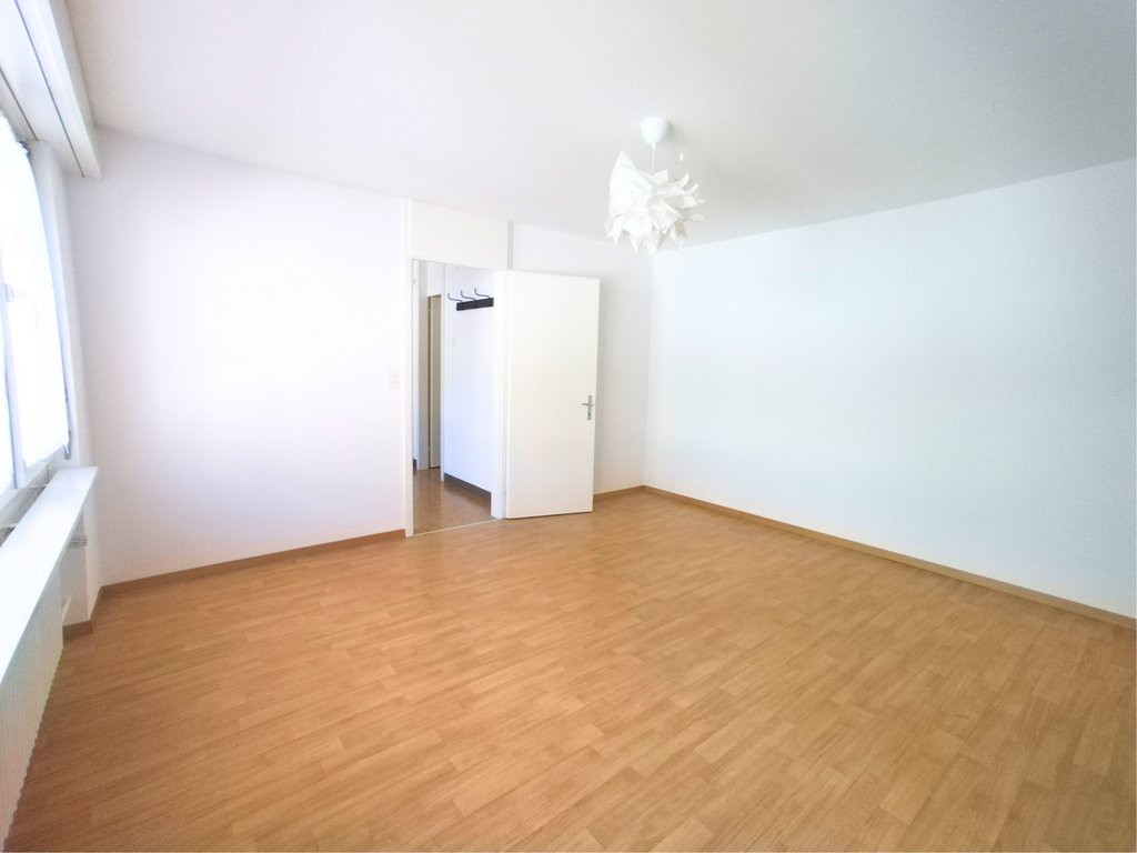 2 ½ rooms furnished flat