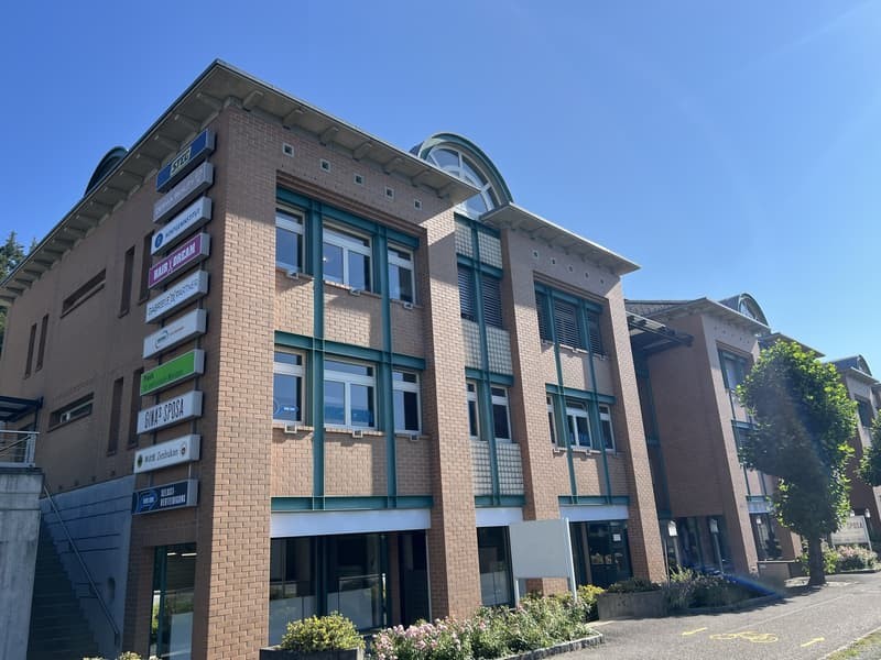 162m² commercial