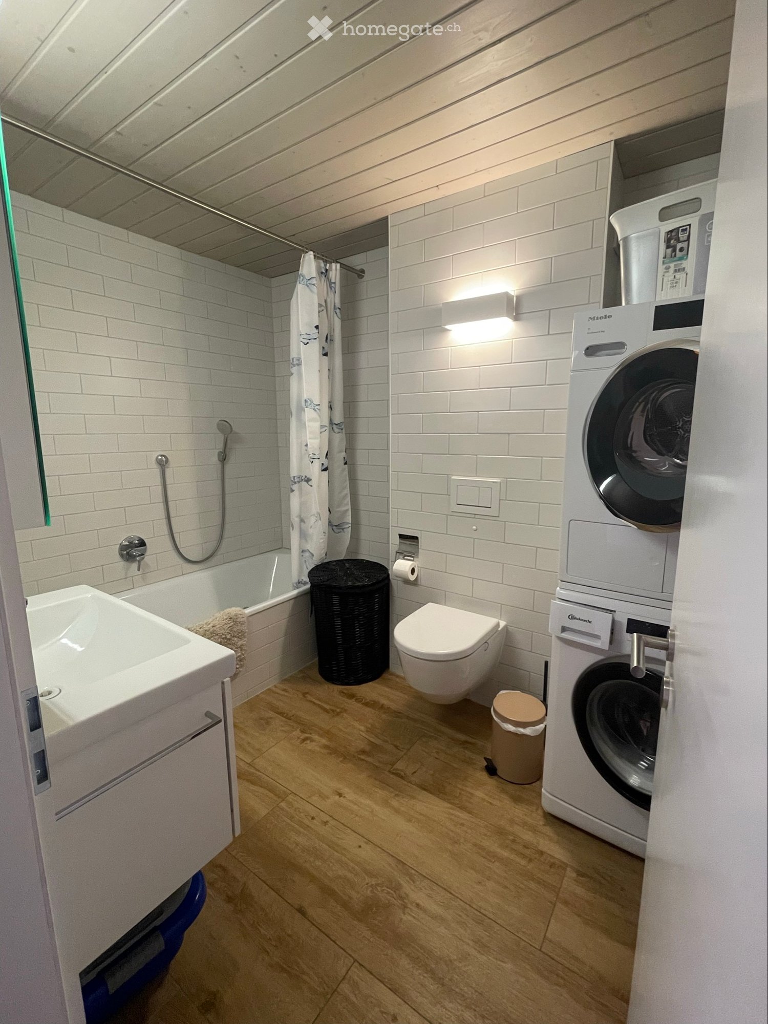 6 Zimmer Wohnung, Foto 3 von 5
