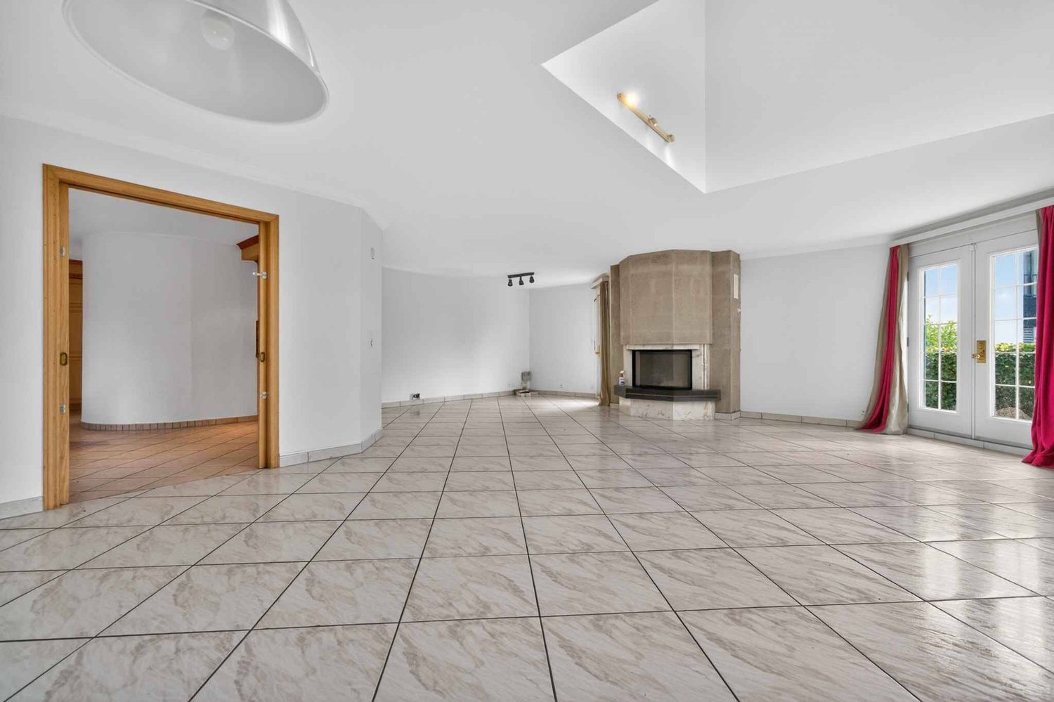 5 rooms villa, photo 3 sur 10