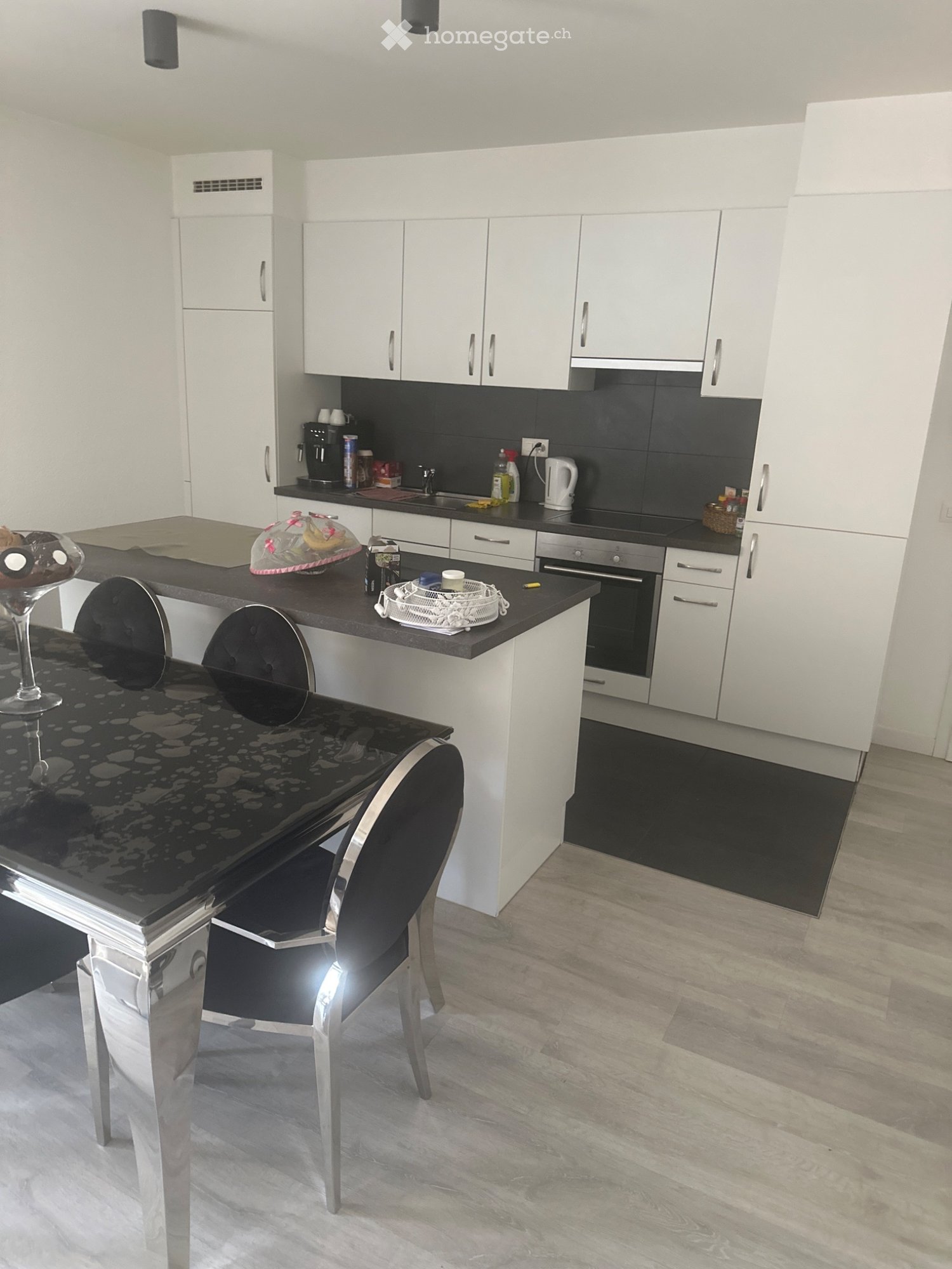 4 Zimmer Wohnung, Foto 2 von 5
