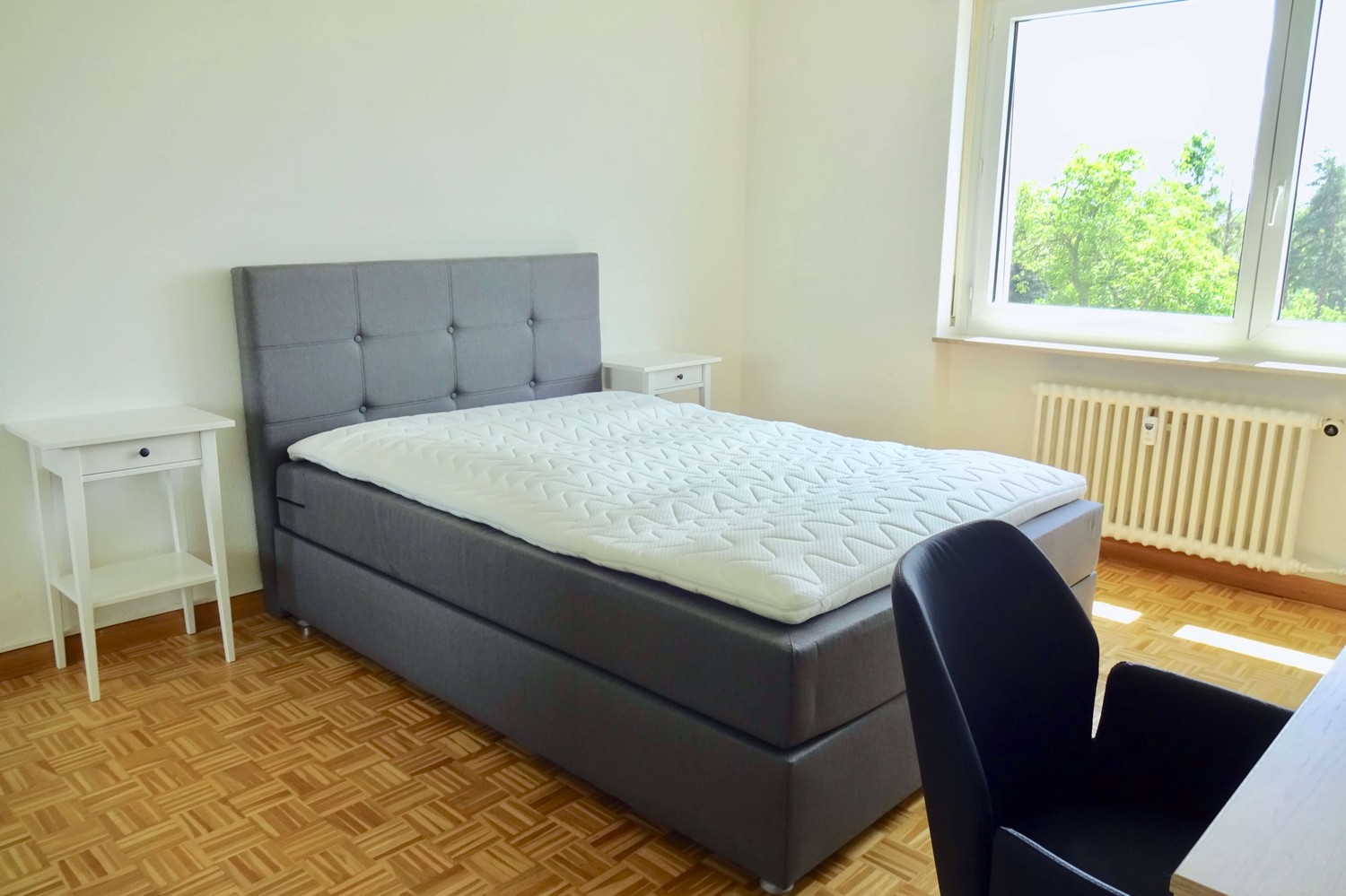 Zimmer in einer Wohngemeinschaft, Foto 1 von 8