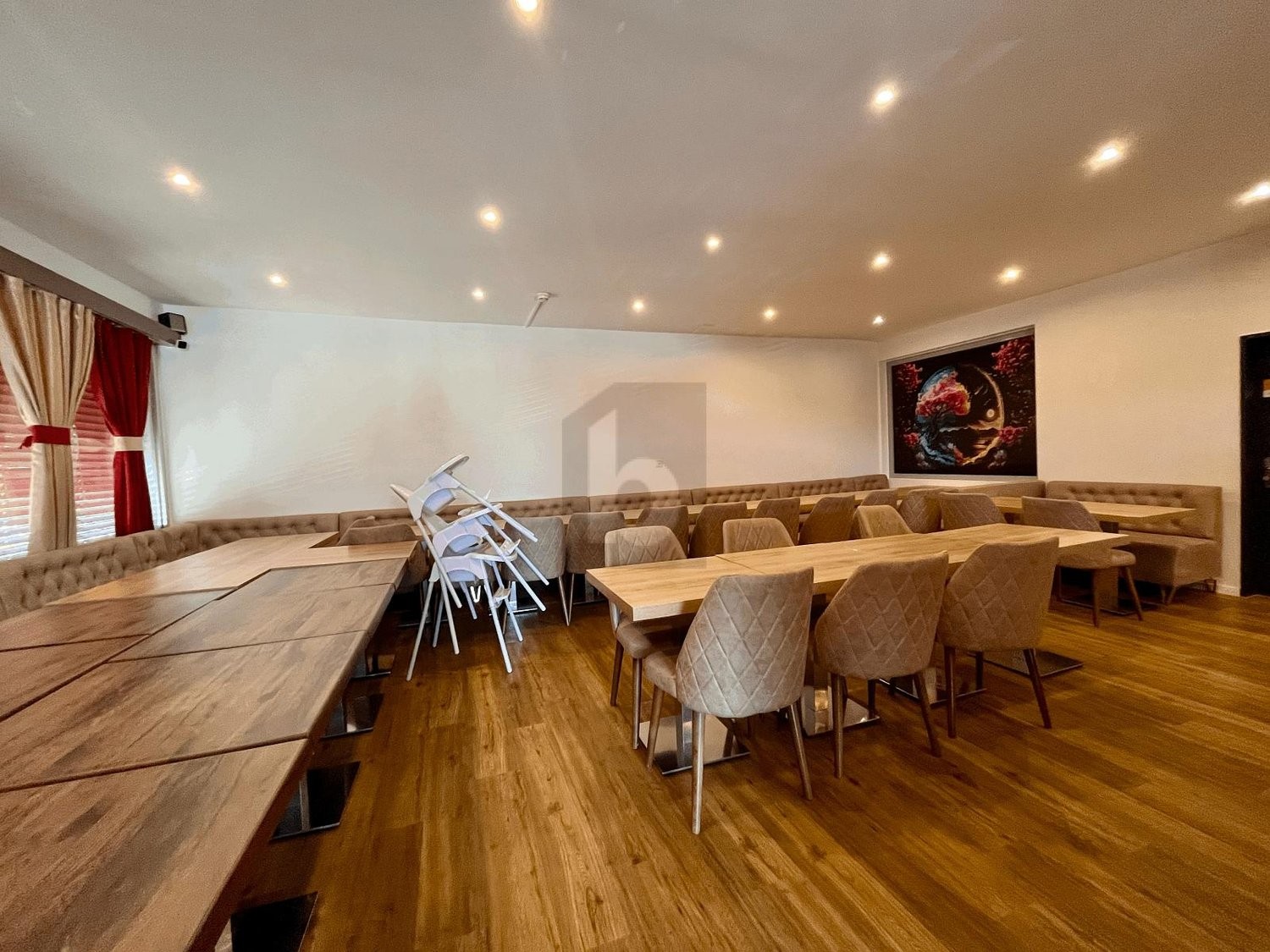 100m² restaurant, photo 4 sur 4