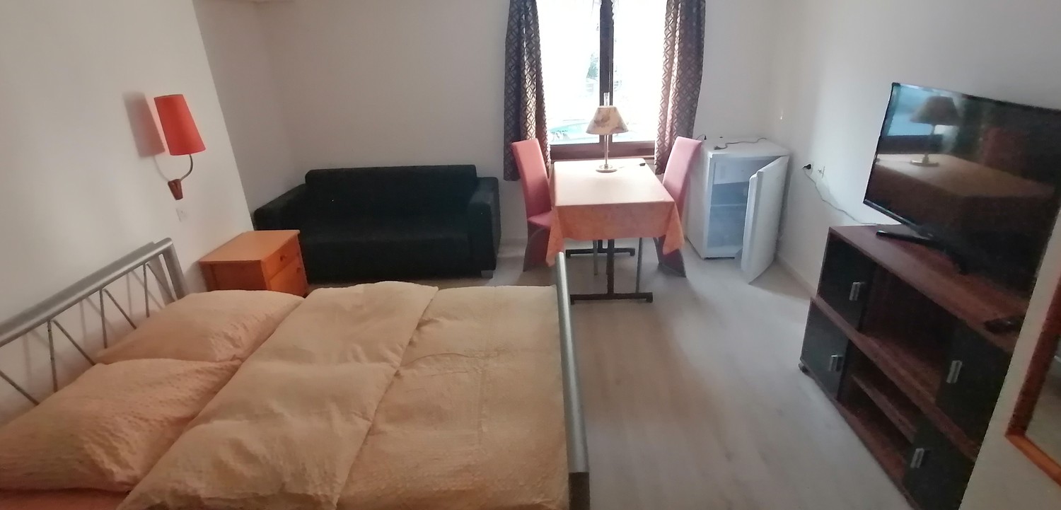 Room in a shared flat, Foto 1 von 5