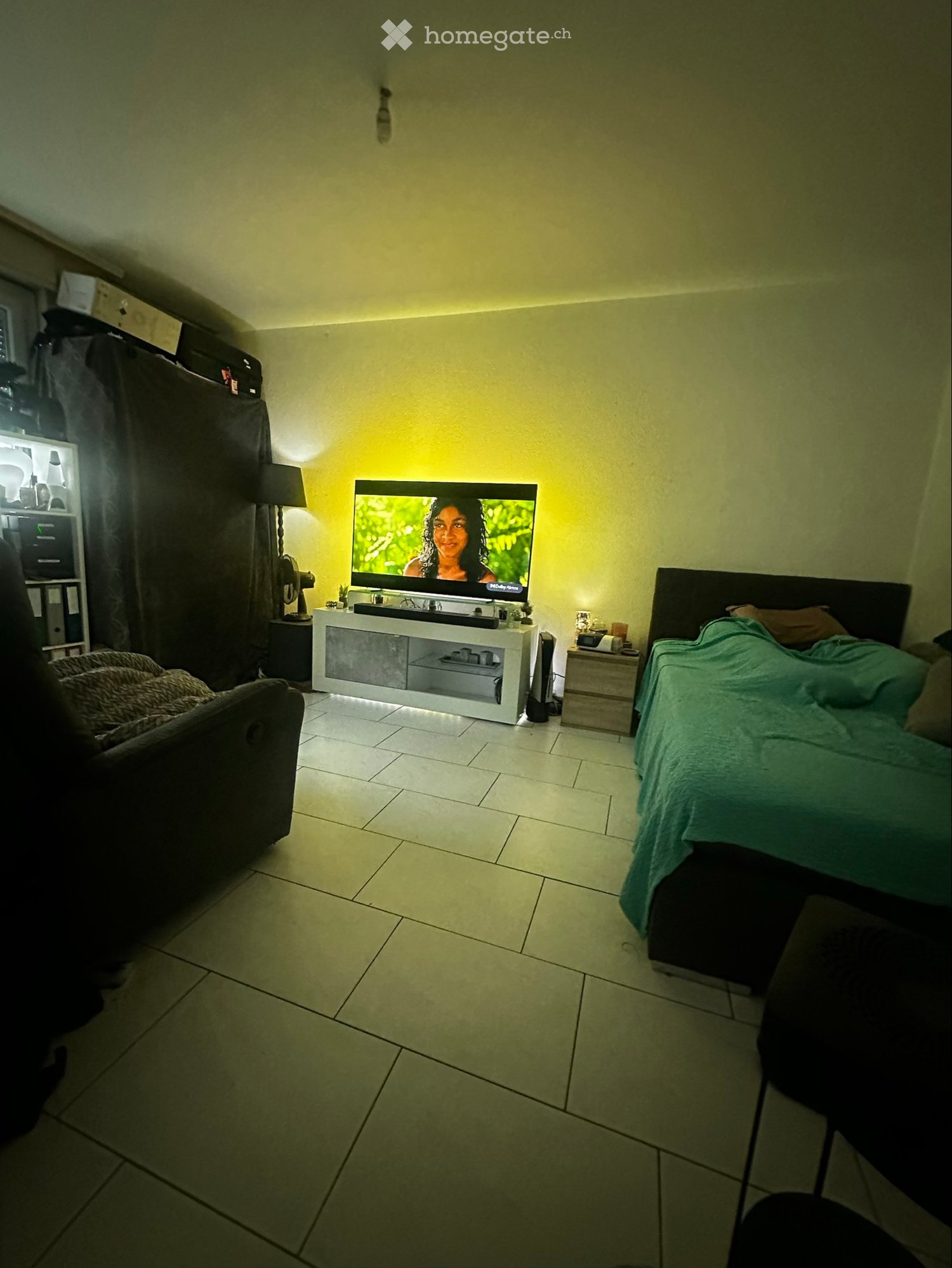 Studio très bien agencé et proche des commodités, arrêt de bus à proximité.
Possibilité de reprendre du mobilier qui ne sera pas repris lors du déménagement., photo 3 sur 5