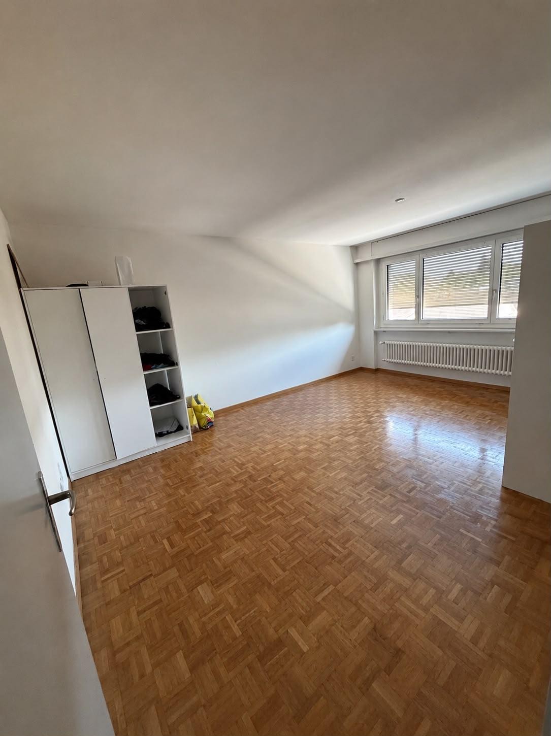 1 room apartment, Foto 2 von 4