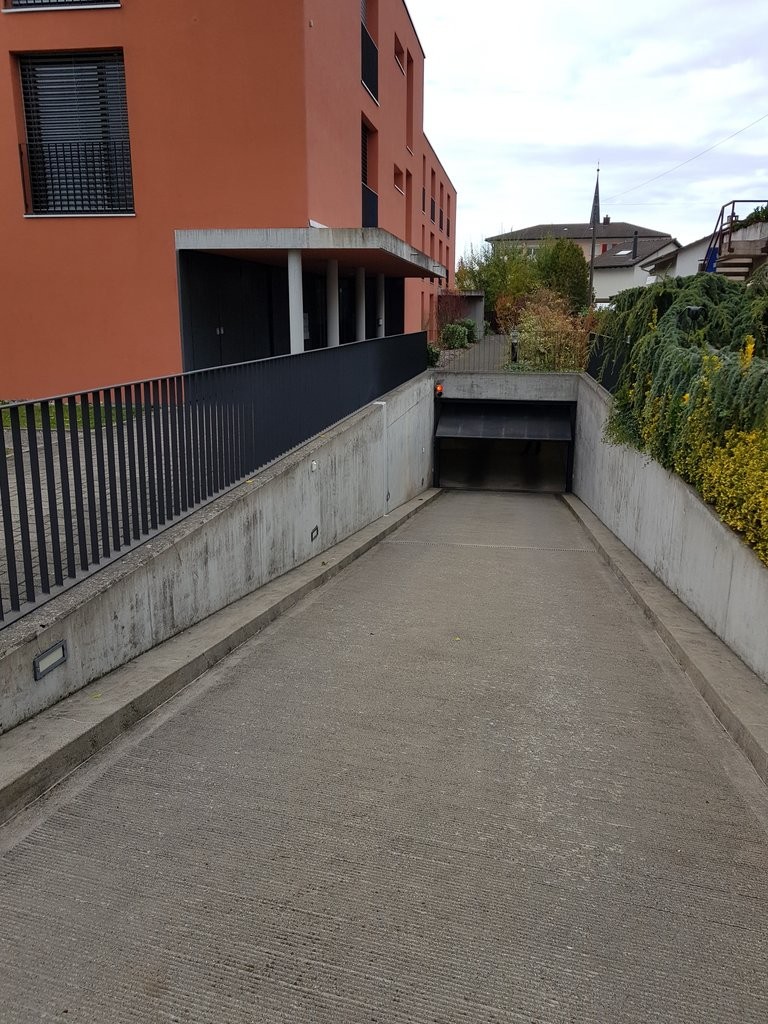 Covered bike parking, Foto 2 von 2