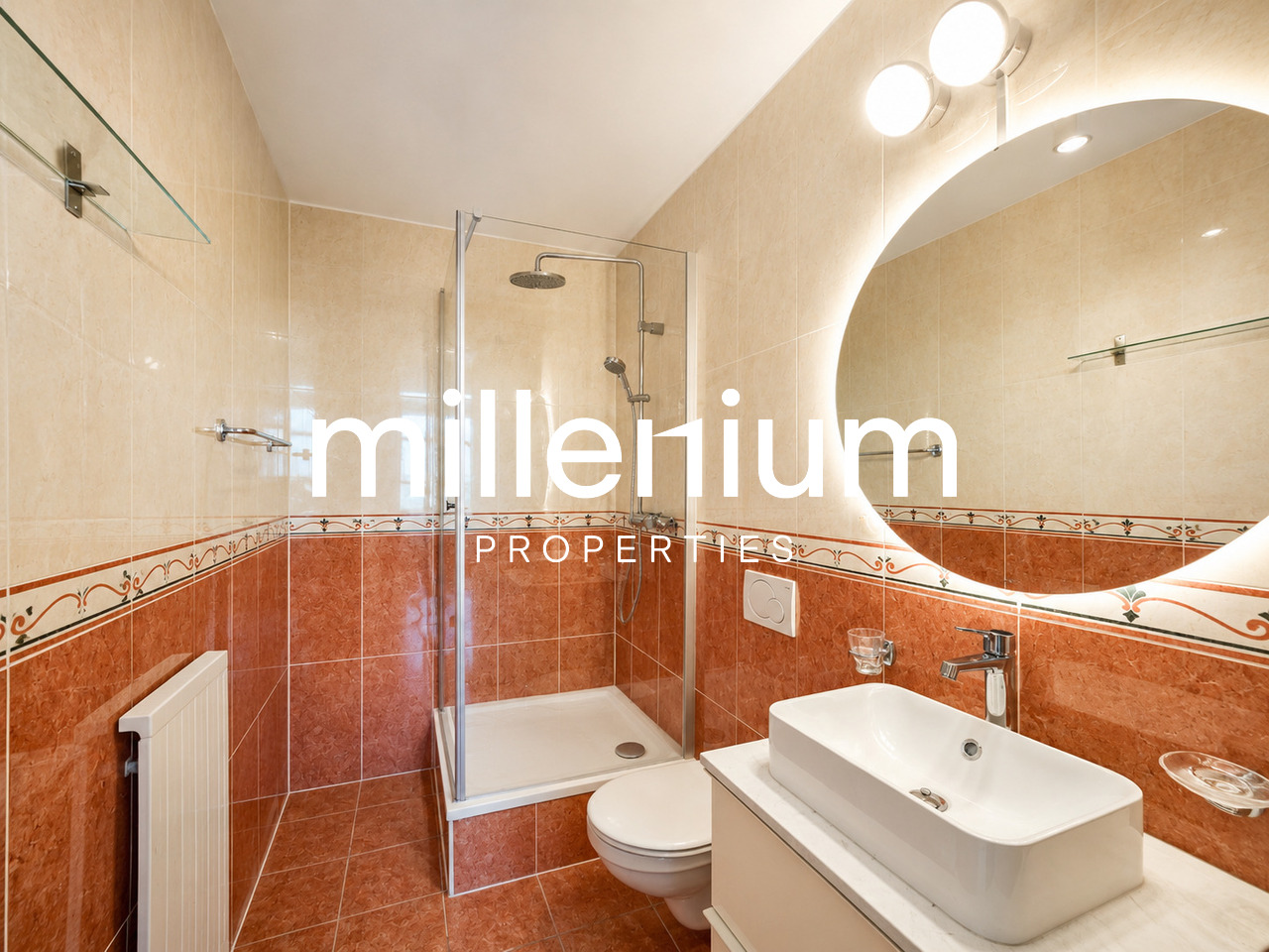 5 rooms apartment