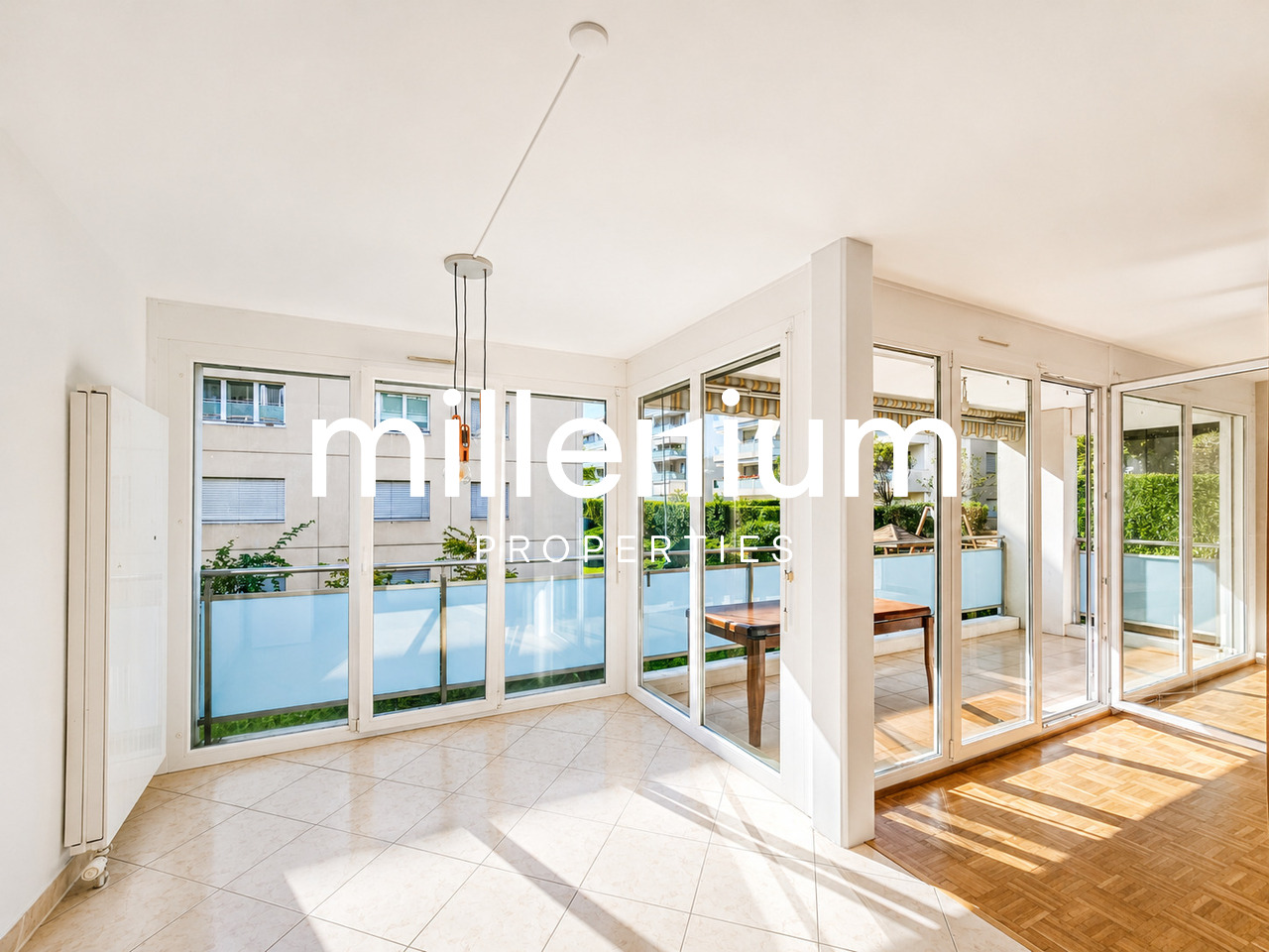 5 rooms apartment