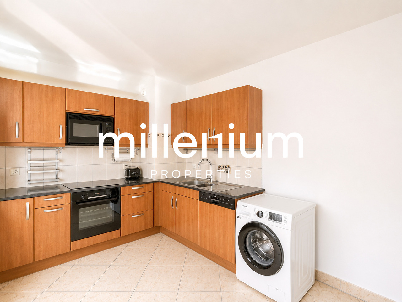 5 rooms apartment
