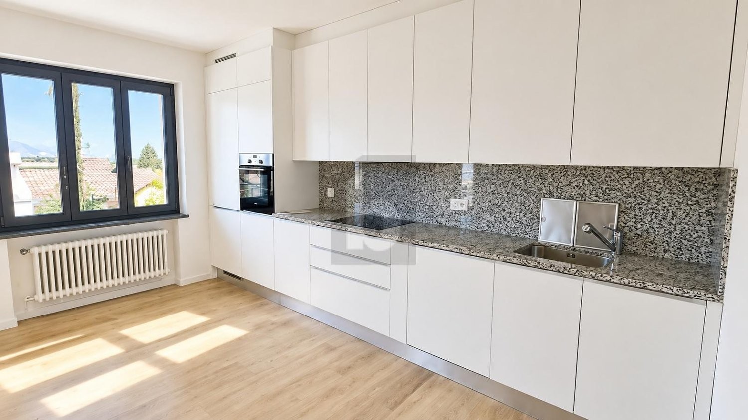 4 ½ Zimmer-Wohnung, Foto 2 von 4