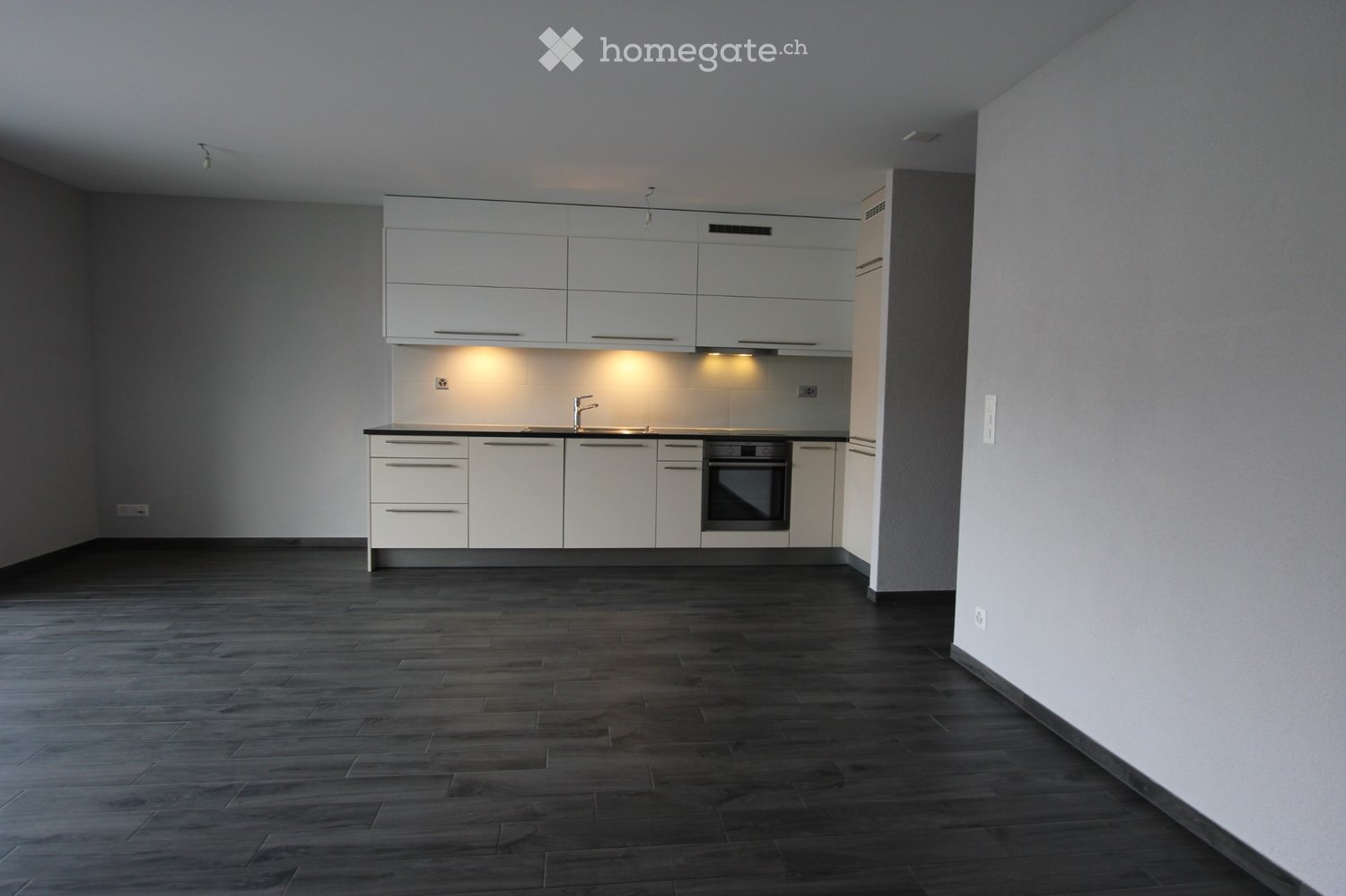 5 rooms apartment