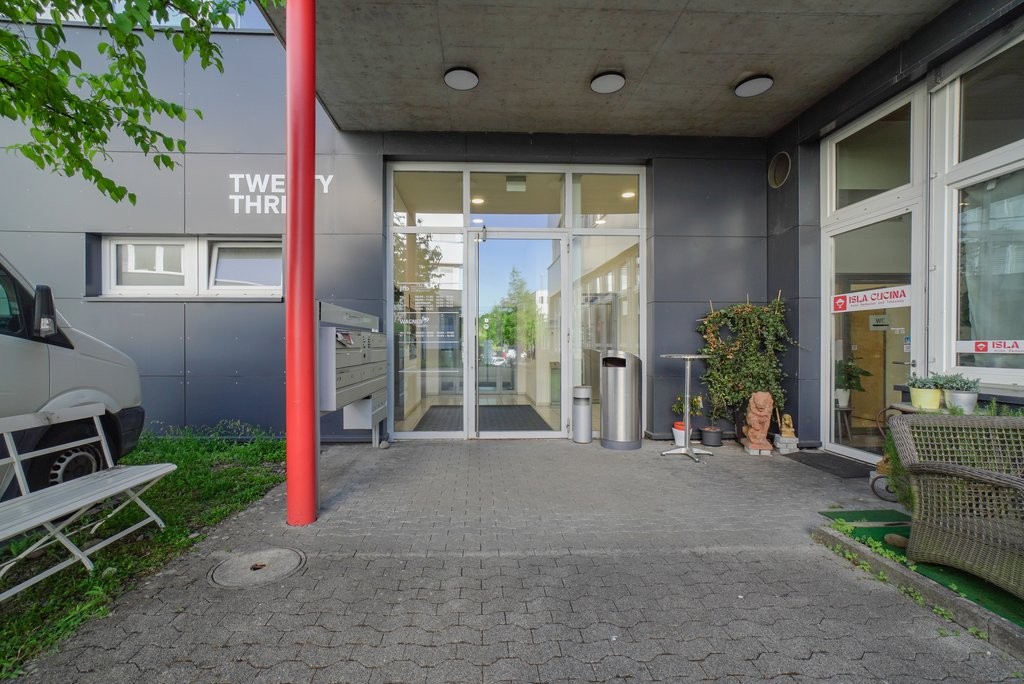 220m² bureau
