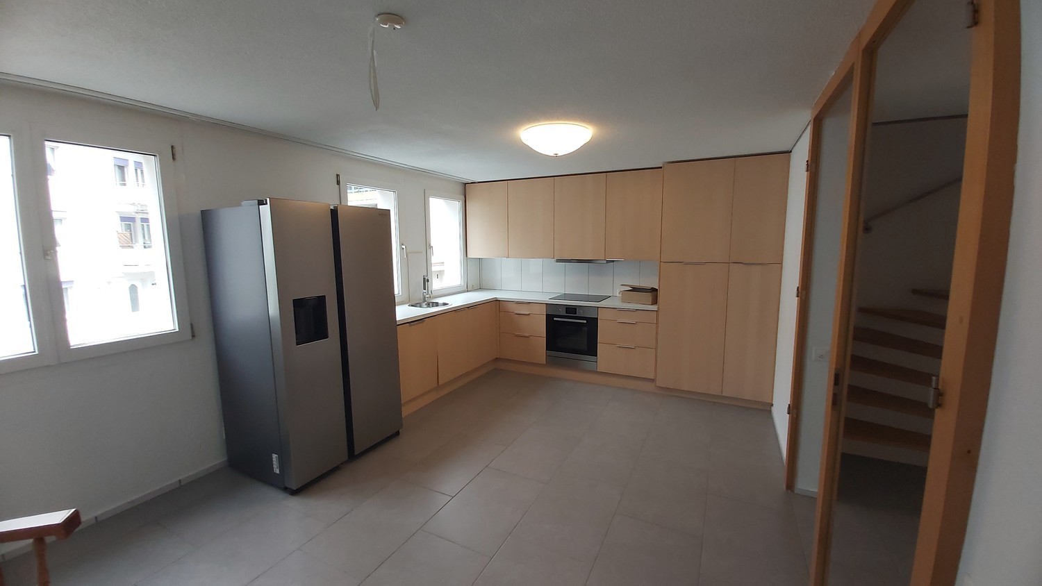 5 rooms apartment