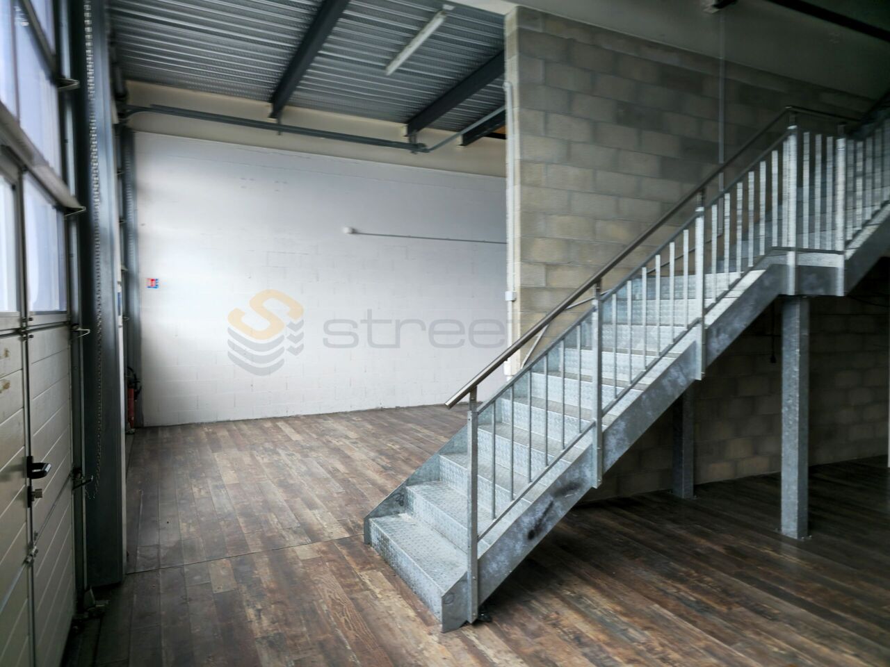 230m² Gewerbe, Foto 4 von 6