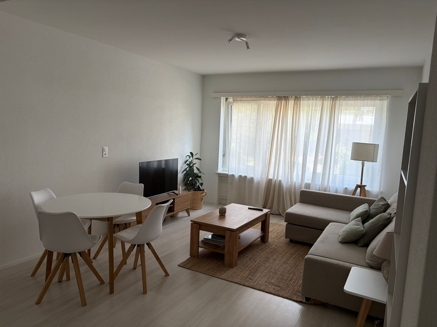 2 ½ Zimmer Wohnung, Foto 1 von 10