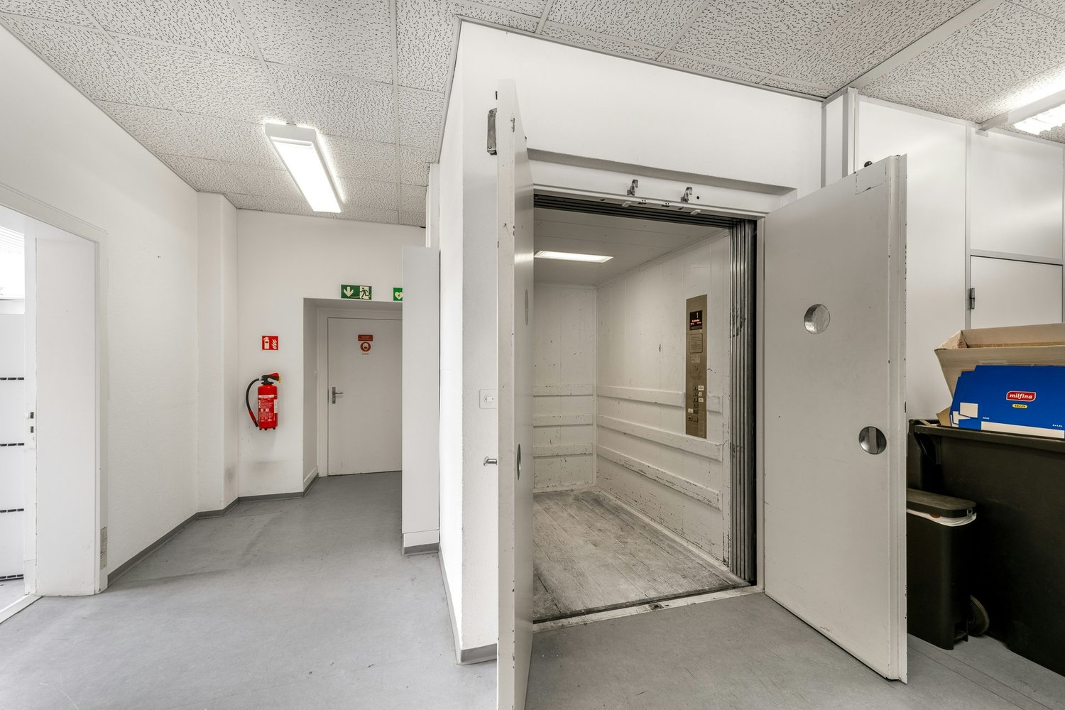 346m² commercial, Foto 9 von 10