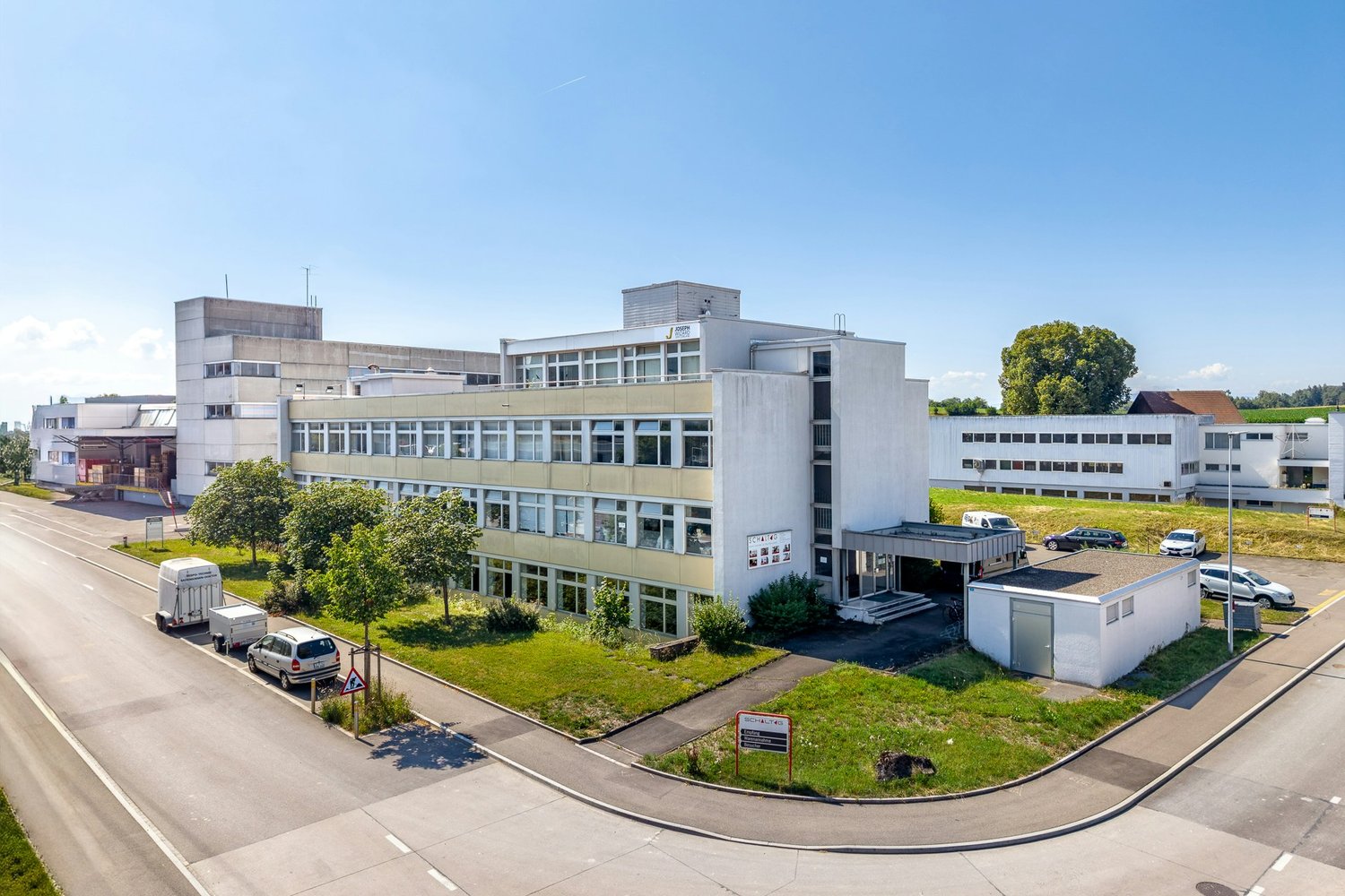 346m² commercial, Foto 2 von 10